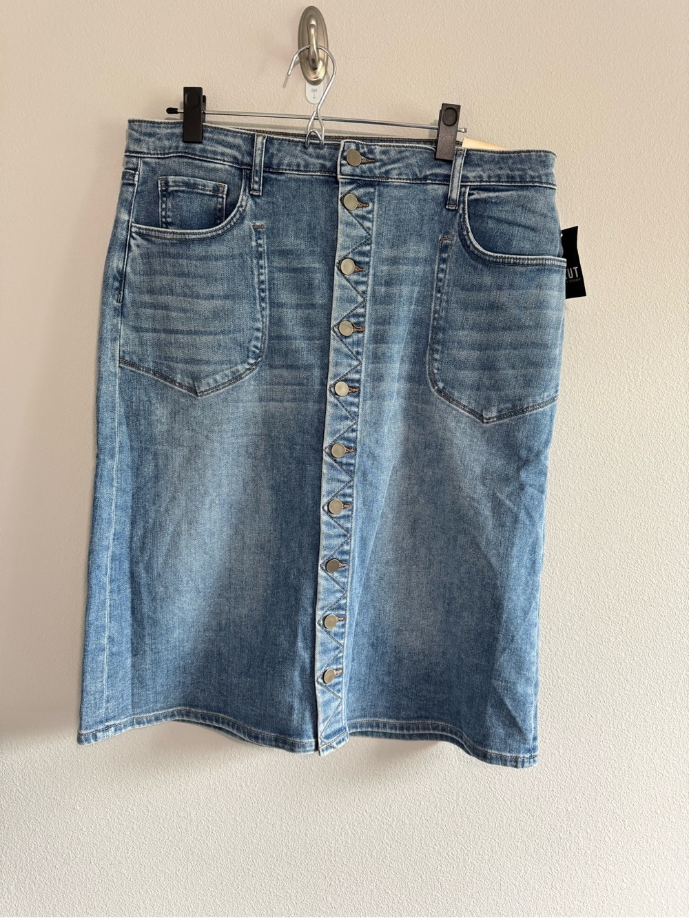 NWT Kut from the Kloth Light Blue Denim Skirt